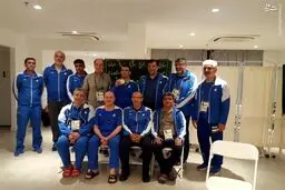 مراسم تقدیر از مدال آور المپیکی با دمپایی!