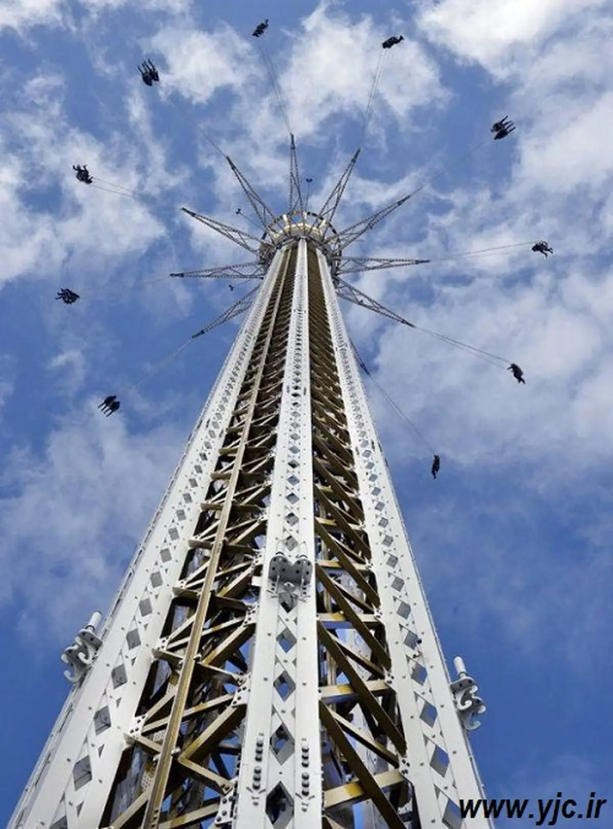 بلندترین چرخ و فلک زنجیری +عکس