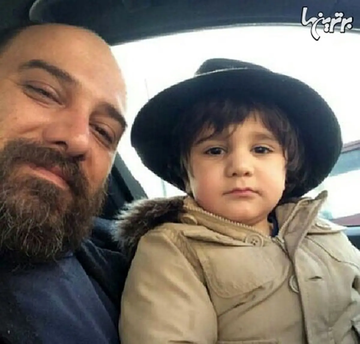 عکس سلفی برزو و جانیار با کلاه با نمک اش