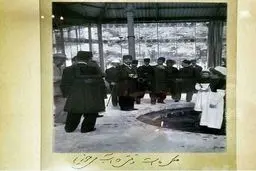 دستخط و توضیح شاه قاجار زیر یک عکس!/عکس