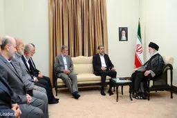 تصاویر دیدار رمضان عبدالله با مقام معظم رهبری