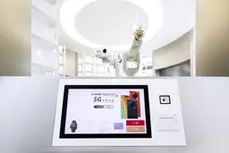 هوآوی اولین فروشگاه بدون فروشنده و رباتیک خود را در چین افتتاح کرد