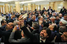 سلفی جالب با روحانی در استانبول/ عکس