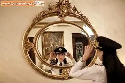 ژست متفاوت نخستین خلبان زن مصری!/عکس