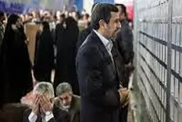 حضور احمدی نژاد و نزدیکانش  در حرم امام خمینی (ره)