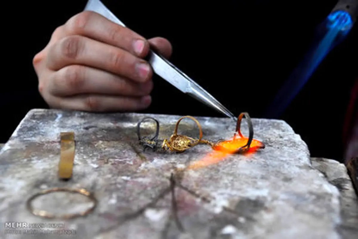 یک کارگاه پر زرق و برق و گرانقیمت اما ساده /گزارش تصویری