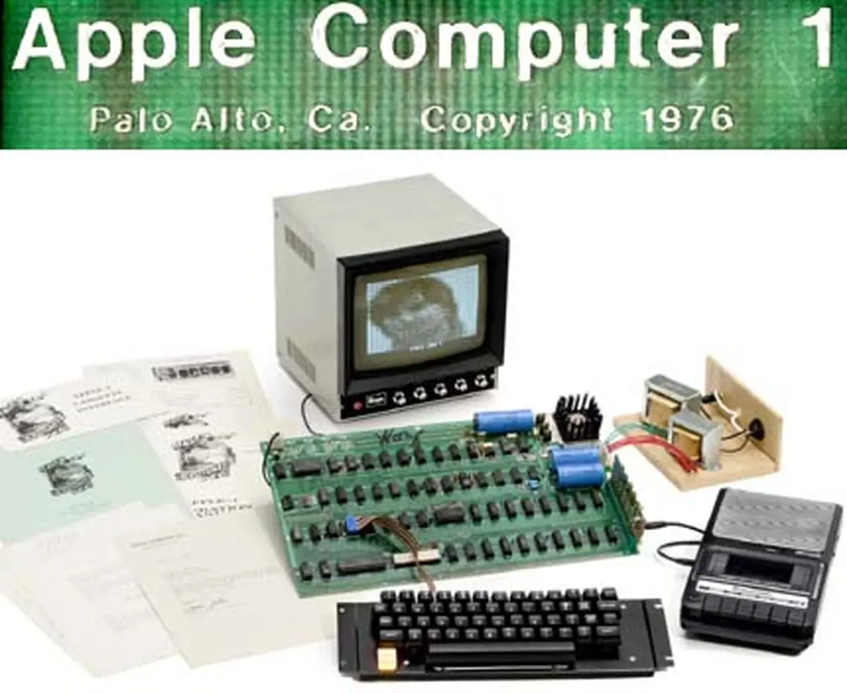 حراج اولین کامپیوتر اپل +عکس