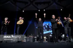 روایت تصویری از کنسرت خیریه شهرام ناظری و کامکارها با حضور رویا نونهالی