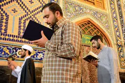 مراسم معنوی اعتکاف در حرم رضوی/تصاویر