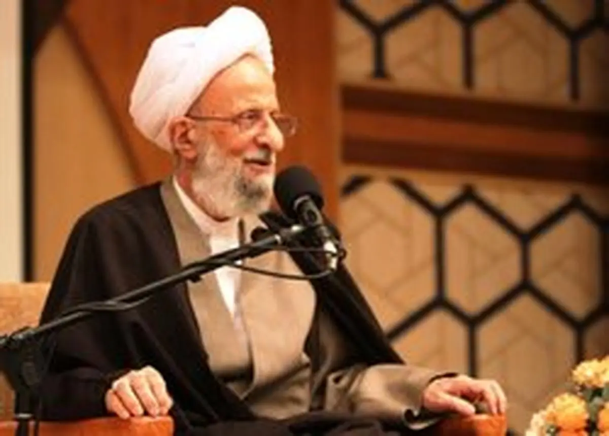 یکی از نزدیکان احمدی نژاد تشریح کرد: نظر آیت الله مصباح درباره احمدی نژادی ها