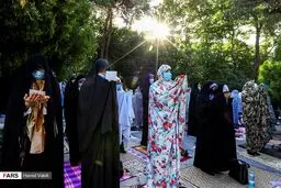 تصاویر نماز عید سعید فطر در دانشگاه تهران