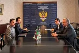 گزارش اولیانوف از دیدار با نماینده دائم جدید ایران در آژانس