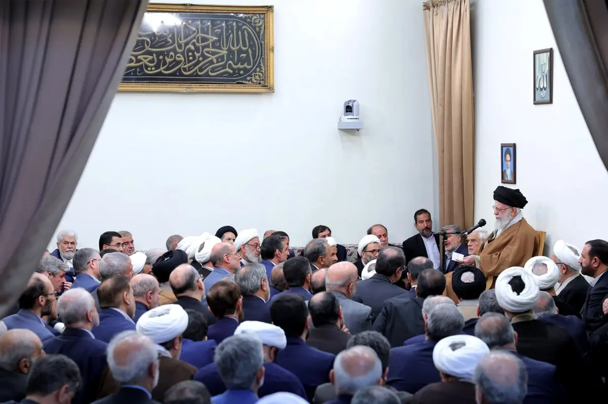 دیدار جمعی از مسئولان ارشد قوا با رهبر انقلاب