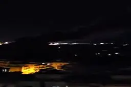  آتش سوزی شدید در ضاحیه پس از بمباران جنگنده‌های اسرائیل