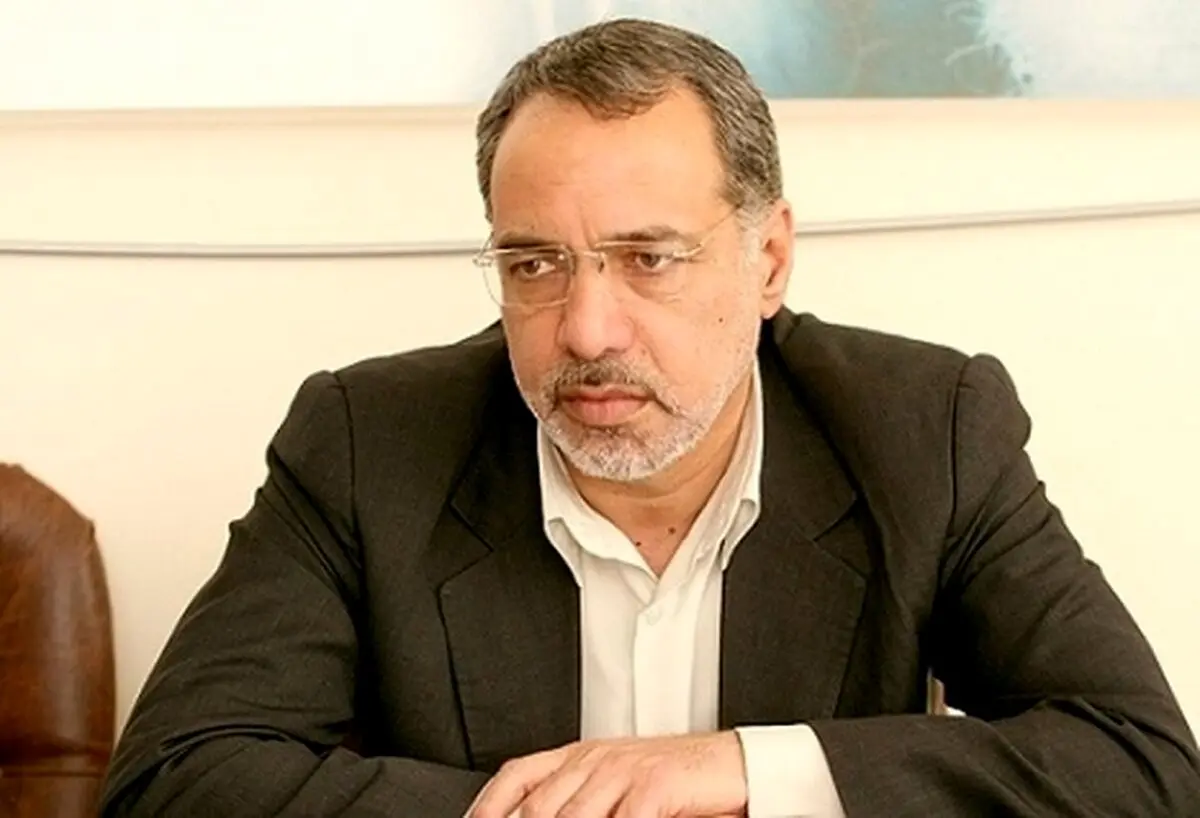آرین منش: حاکمیت به جز تجدیدنظر در سیاست‌های اشتباه، راه دیگری در پیش رو ندارد