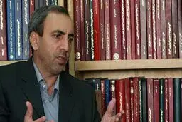 خرید ملک در خارج و مهاجرت فرزندان نشانه بی صداقتی مسئولان