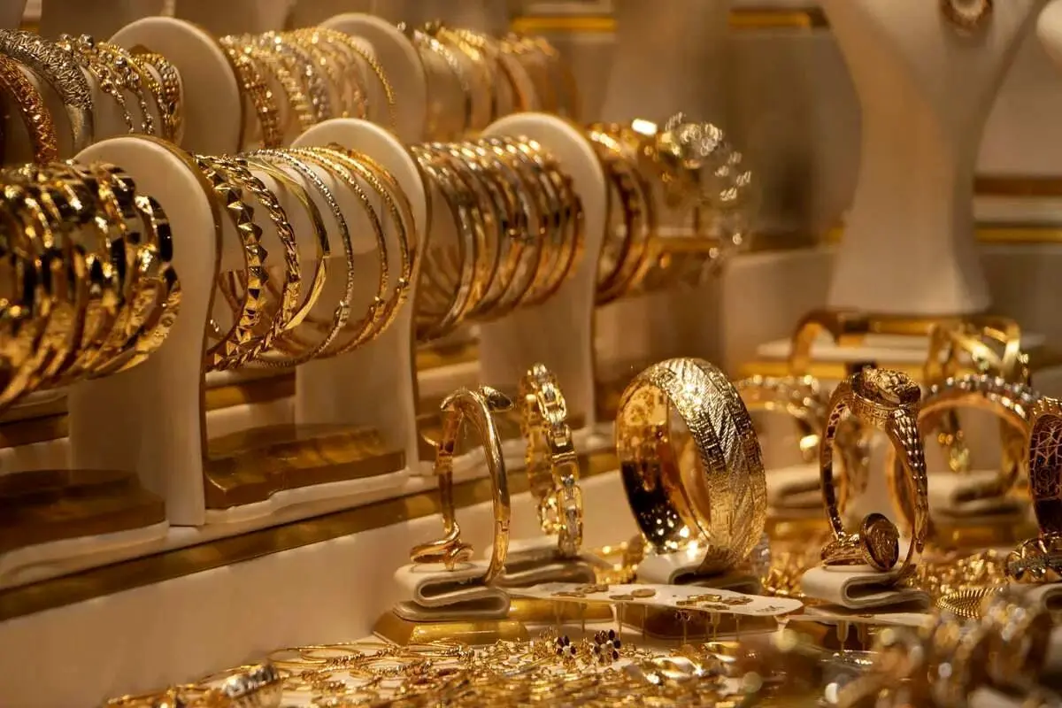 پیش ‌بینی قیمت طلا و سکه دوشنبه ۱۷ آذر ۱۴۰۴ 