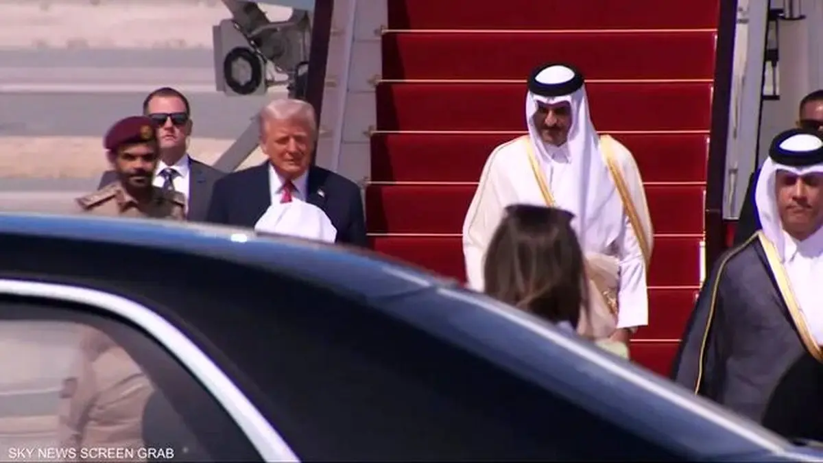 تصویری خاص از استقبال امیر قطر از ترامپ