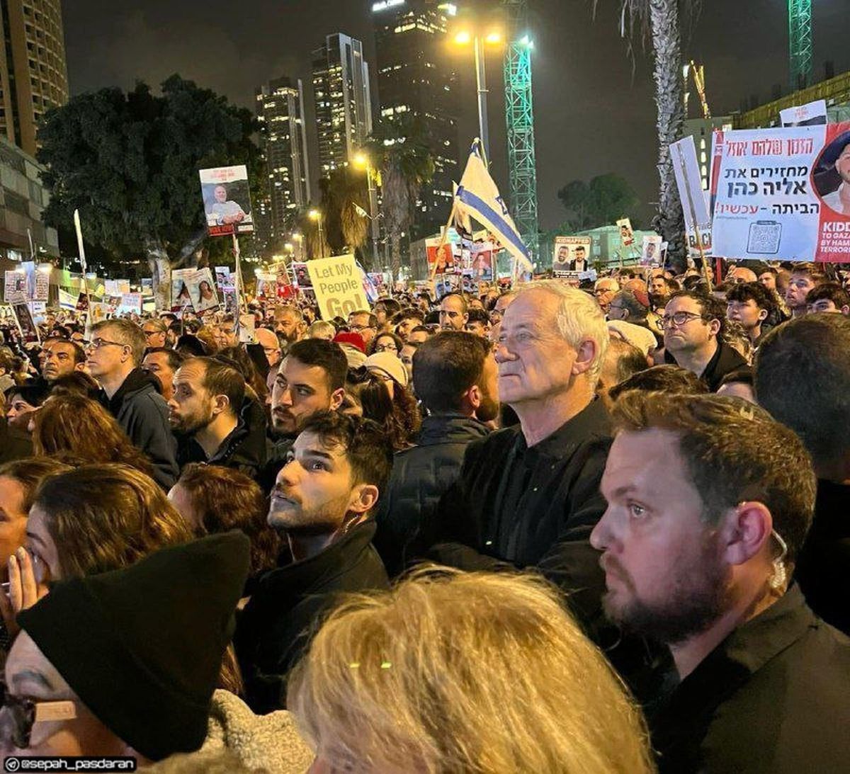 راهپیمایی ضد نتانیاهو در اسرائیل بنی گانتز هم در بین معترضین