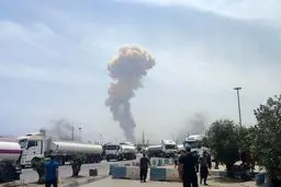 ماجرای انفجار مهیب در بندر شهید رجایی چیست؟ + عکس