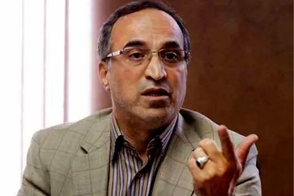 بجای عذرخواهی، حذف در مرحله اول را با خودشیفتگی موفقیت جا می‌زنند