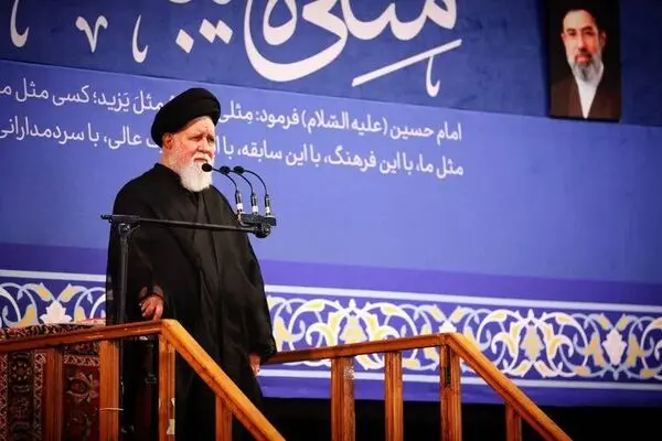 علم‌الهدی: مردم در برابر تحریم‌ها استقامت کنند
