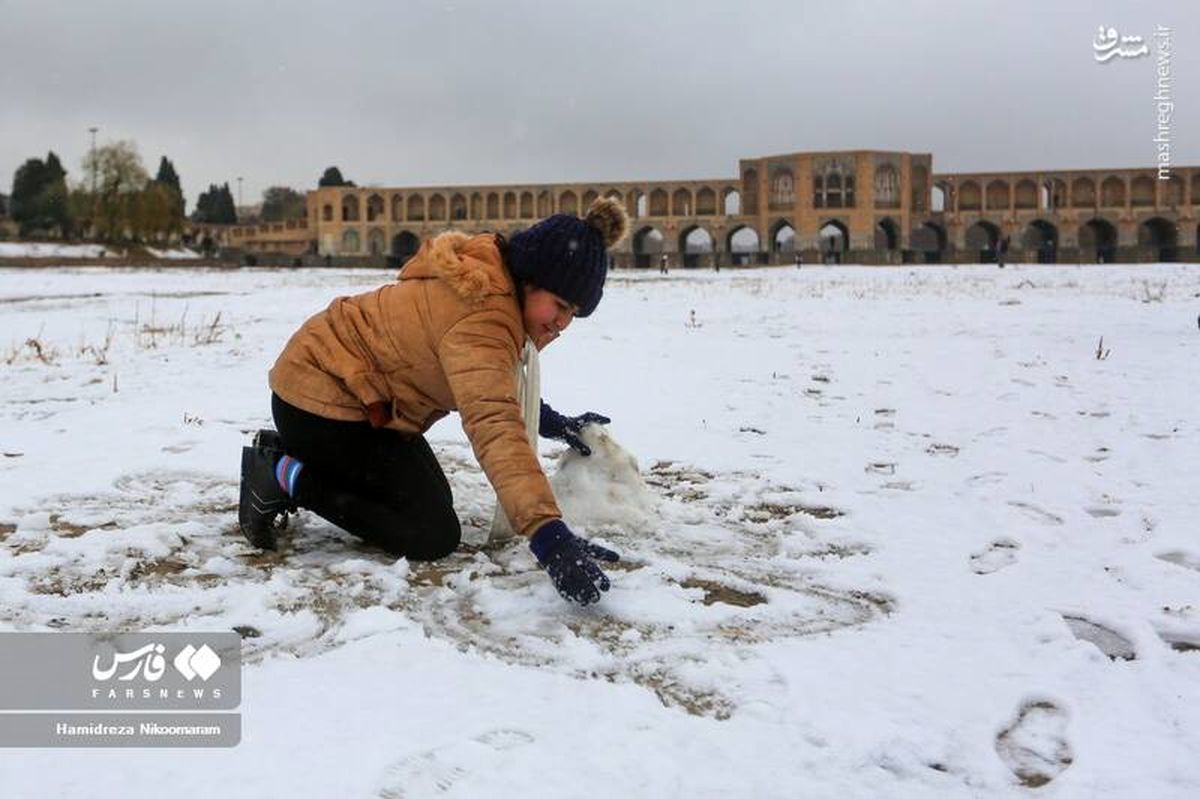 برف و باران در جاده‌های ۲۱ استان کشور