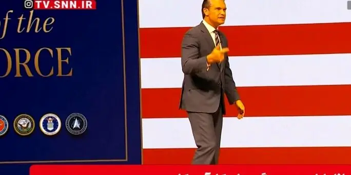 استندآپ کمدی مضحک وزیر جنگ آمریکا را ببینید