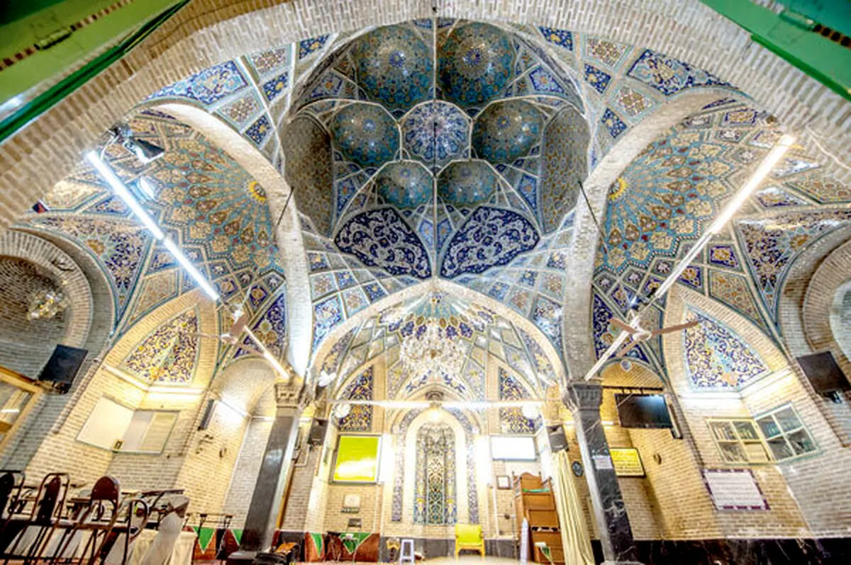جدیدترین حاشیه های انتخاباتی از شعبه مسجد لرزاده تهران