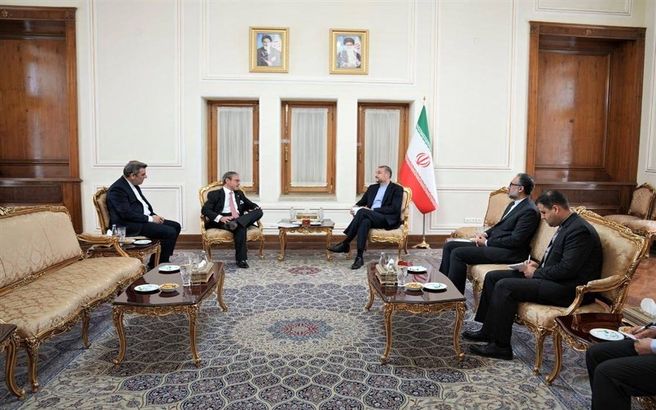سفرای جدید در تهران استوارنامه خود را تقدیم امیر عبداللهیان کردند