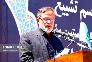 اکبر اعتماد