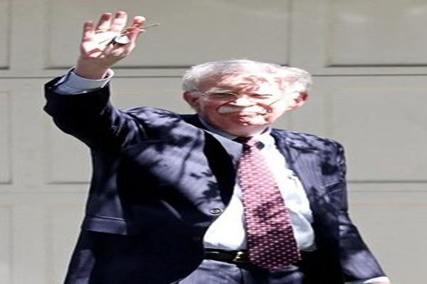 جان بولتون تحت تعقیب قرار گرفت