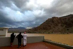  تصاویری هولناک از گردباد شاهین در دریای عمان
