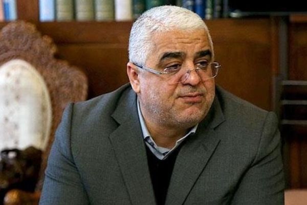 انتقاد جعفرزاده ایمن آبادی از کار غیرمنطقی ترامپ در وسط مذاکرات