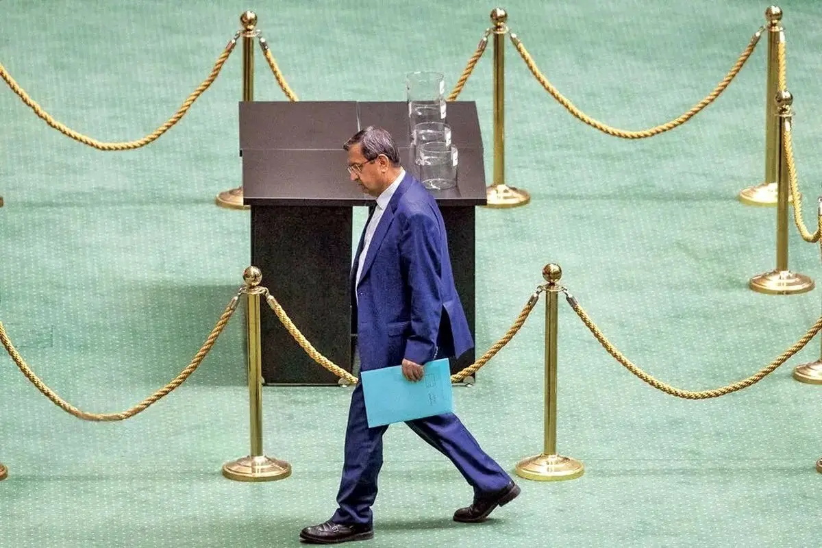 شش گزینه جانشینی همتی در وزارت اقتصاد 