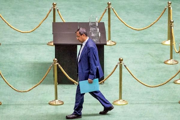 شش گزینه جانشینی همتی در وزارت اقتصاد 