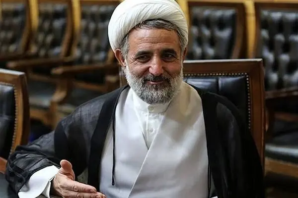 ذوالنوری : با خر غصبی نمی‌شود آدم برود زیارت خانه خدا