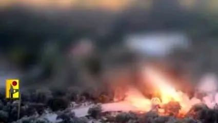 لحظه شلیک از یک کامیون راکت انداز له شده به سمت اسرائیل