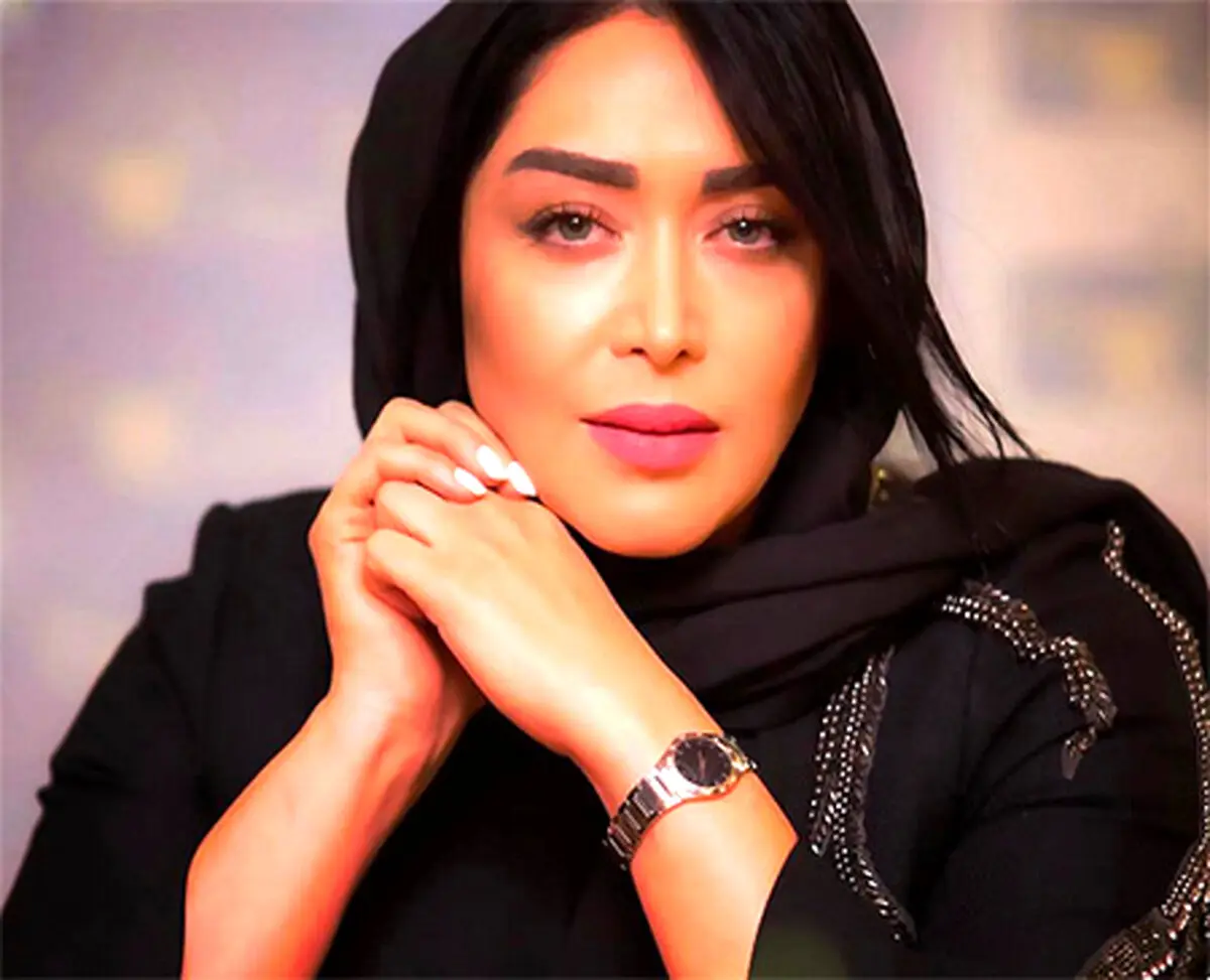 دزدی از ماشین بازیگر سریال گاندو | بیوگرافی سارا منجزی پور