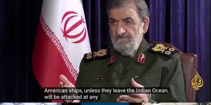 سرلشکر رضایی : ناوهای آمریکا را در اقیانوس هند هم می زنیم