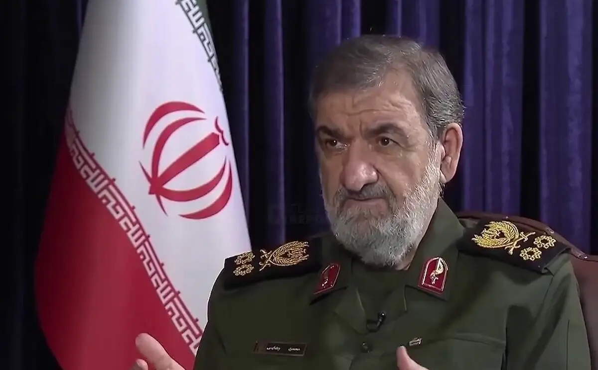 سرلشکر رضایی : ناوهای آمریکا را در اقیانوس هند هم می زنیم