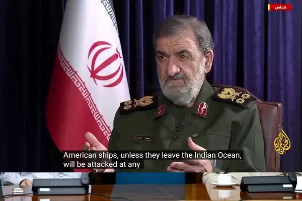سرلشکر رضایی : ناوهای آمریکا را در اقیانوس هند هم می زنیم
