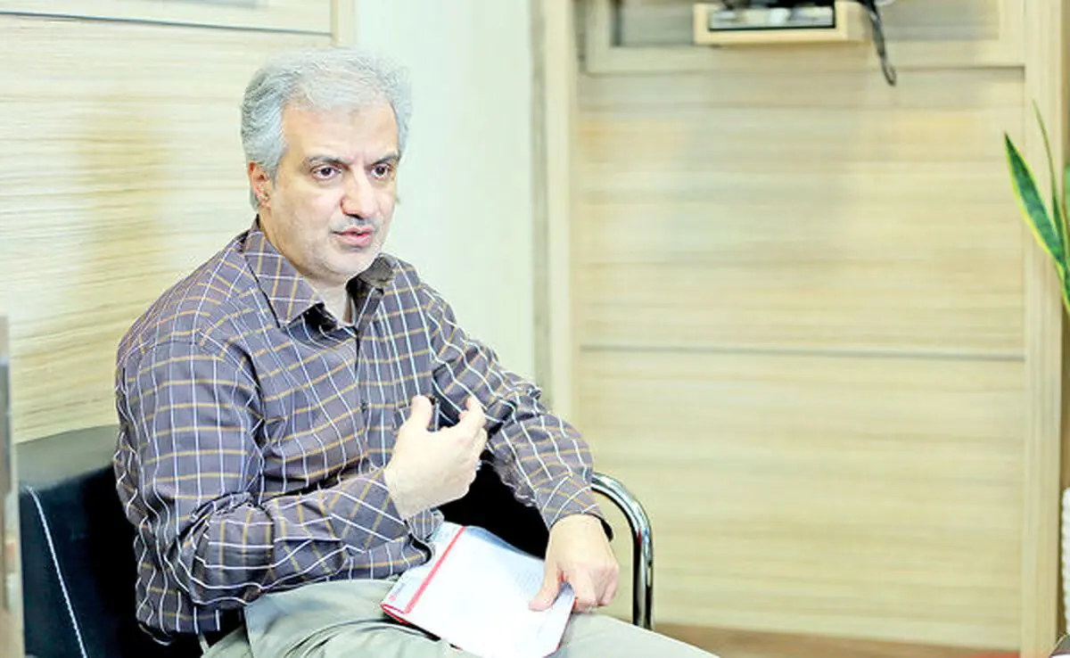 صنعت نفت را کاملا بومی می‌کنیم