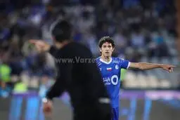 گزارش: فوتبال ایران، قوانین غیرطبیعی و تخلفات آشکار