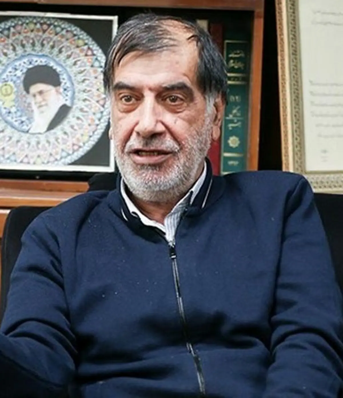 احمد خاتمی در نماز جمعه 96 توصیه می‌کرد که بگویید «مرگ بر گرانی!»