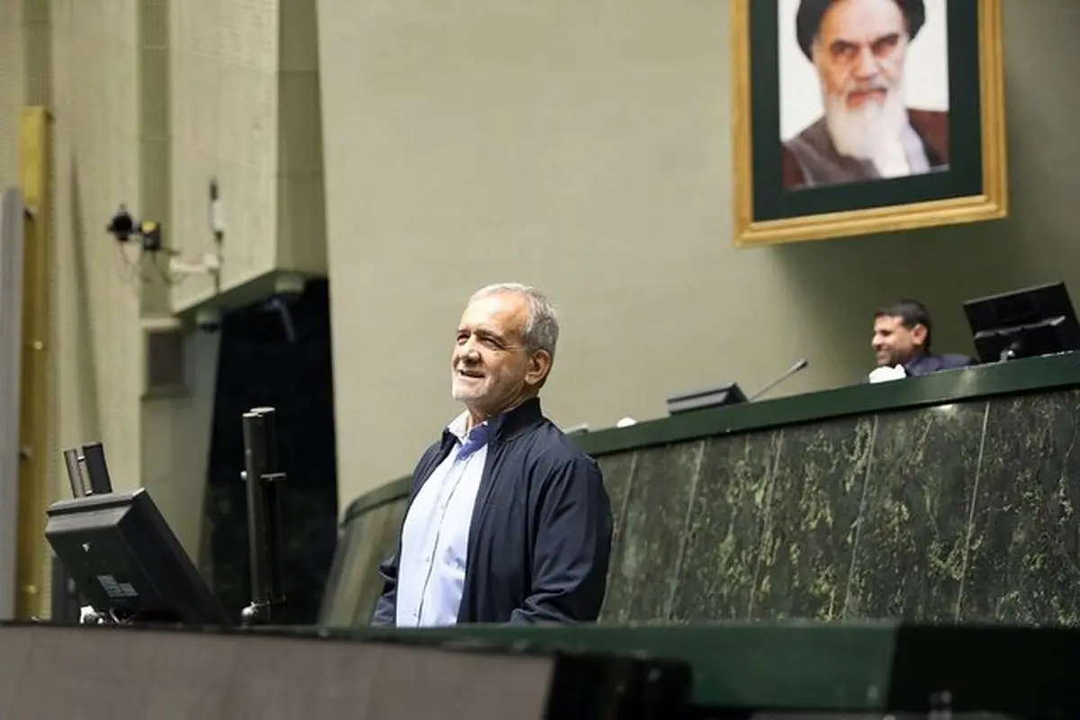 رئیس‌جمهور در راه مجلس