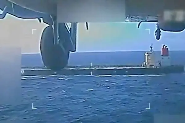 کماندوهای آمریکایی به دنبال تسخیر نفتکش ایرانی بلا ۱