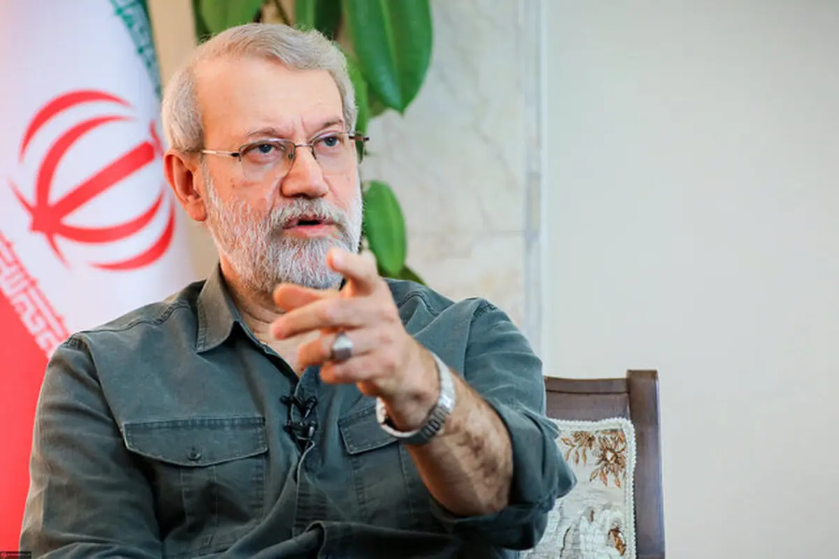 تذکر پر از کنایه لاریجانی به برخی چهره ها
