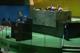  ️آب‌خوردن عجیب رئیس شورای ریاستی هائیتی در سازمان‌ملل
