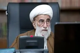 حضور احمد جنتی در مراسم تشییع رهبر شهید